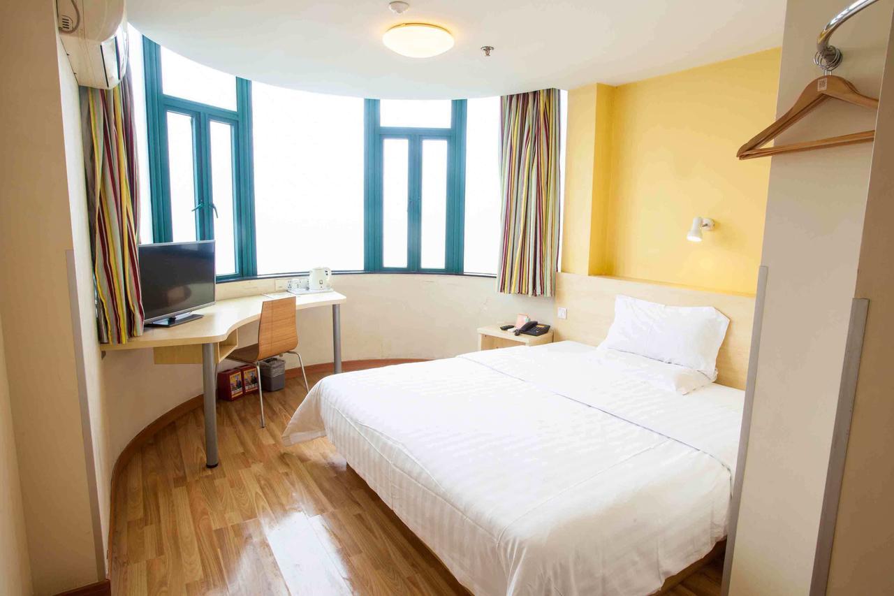 7Days Inn Wuhan Airport Panlong City Exterior foto