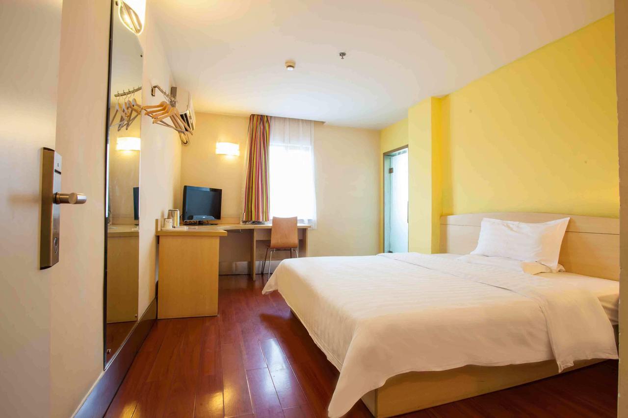 7Days Inn Wuhan Airport Panlong City Exterior foto