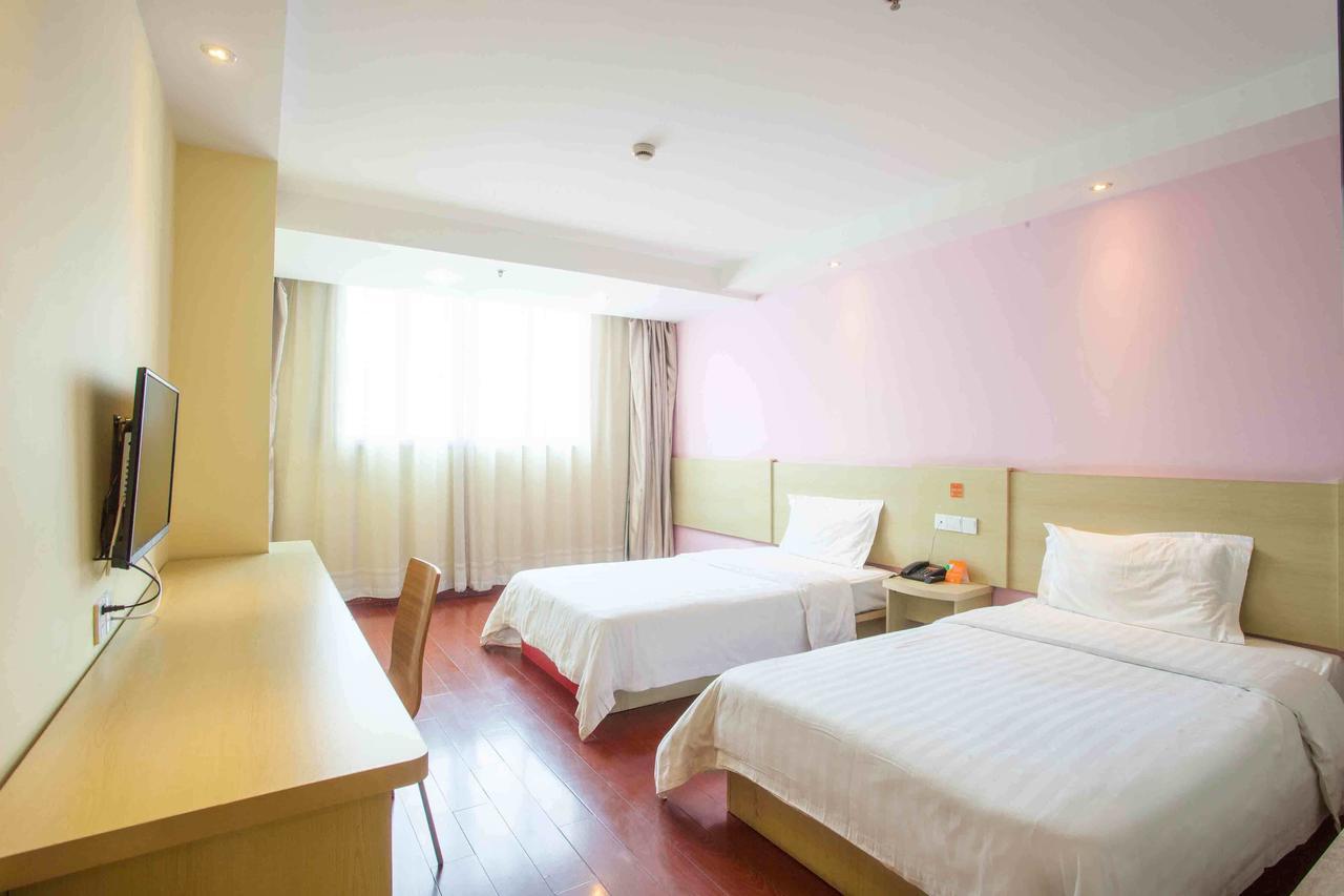 7Days Inn Wuhan Airport Panlong City Exterior foto